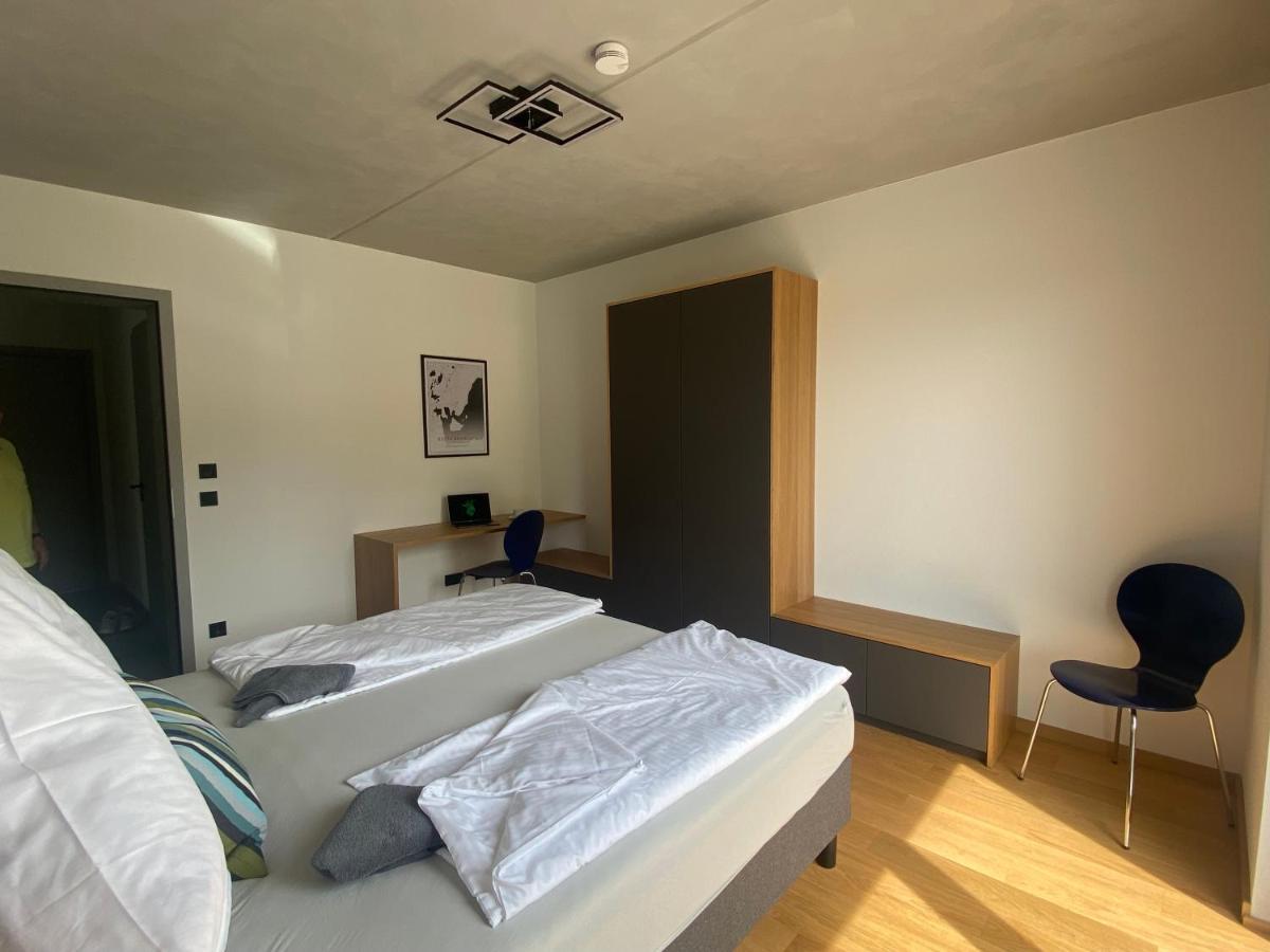 Appartement Neubau Gruener Wolpertinger Designwhg 106Qm Barrierefrei à Breitbrunn am Chiemsee Extérieur photo